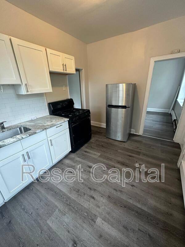 Apartment for rent at 532 Sanford Ave #2, Newark, NJ 07112