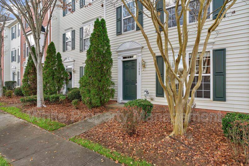 Townhouse for rent at 11443 Destin Lane, Charlotte, NC 28277