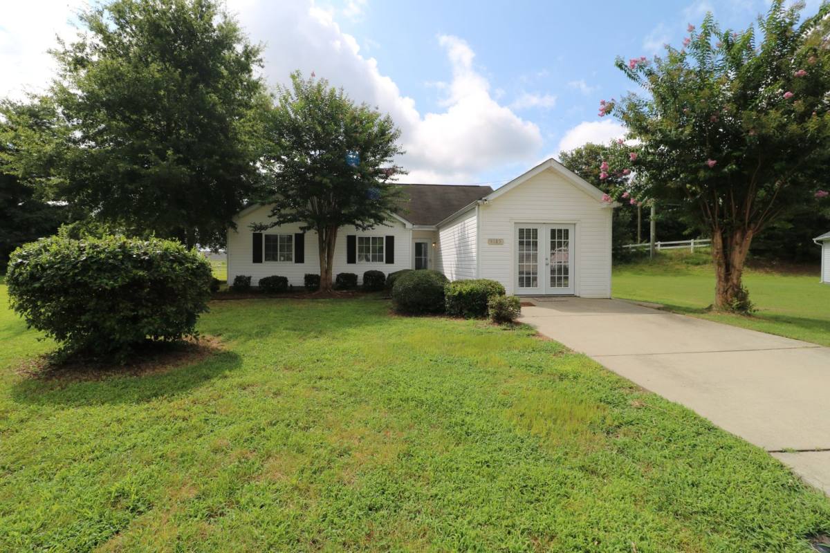 House for rent at 4185 Kennison Village Dr, Winston Salem, NC 27127