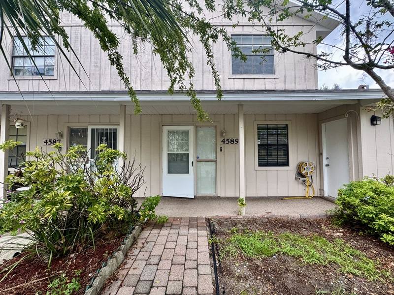 Townhouse for rent at 4589 Lighthouse Circle, Orlando, FL 32808