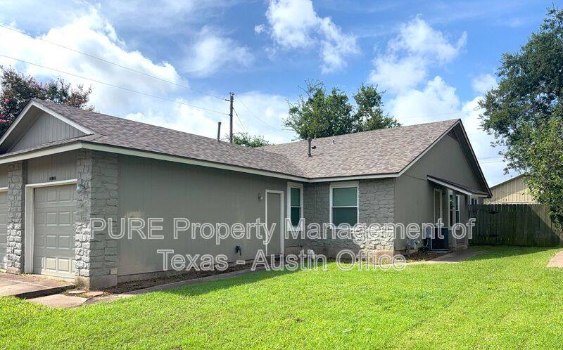 House for rent at 16005 Stoneham Circle, Pflugerville, TX 78660
