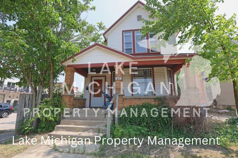 Apartment for rent at 416 Henry Ave SE #2, Grand Rapids, MI 49503