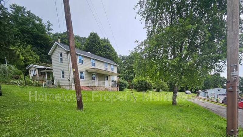 House for rent at 101 E St, Wiconisco, PA 17097