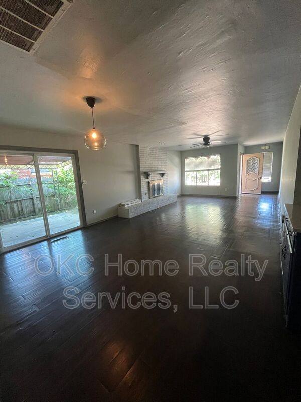House for rent at 3604 Willow Springs Dr, Oklahoma City, OK 73112