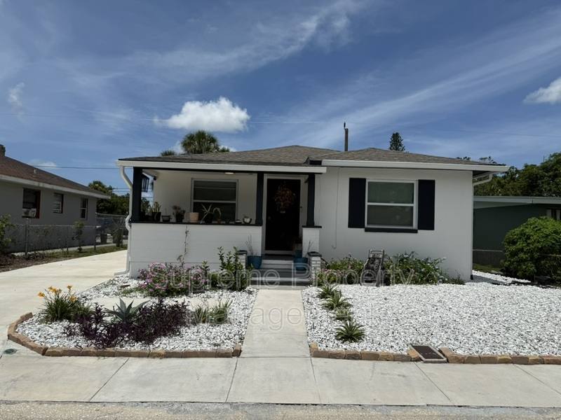House for rent at 811 21st St S, Saint Petersburg, FL 33712