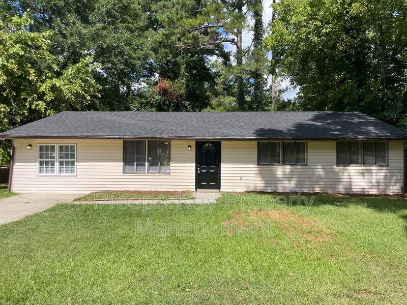 House for rent at 7613 Suwannee Court, Jonesboro, GA 30236
