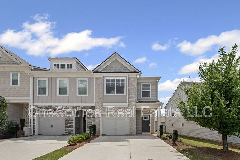 Townhouse for rent at 1899 Plainsboro Dr, Lithonia, GA 30058