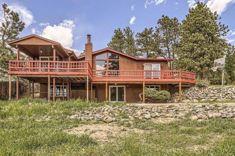 House for rent at 3959 Ponderosa Lane, Evergreen, CO 80439