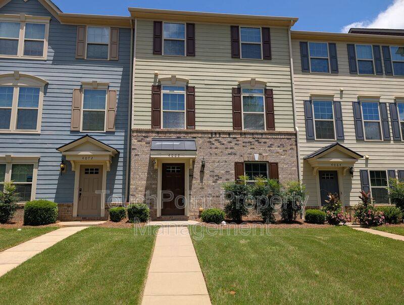 Townhouse for rent at 4068 Zilker Park Dr, Charlotte, NC 28217