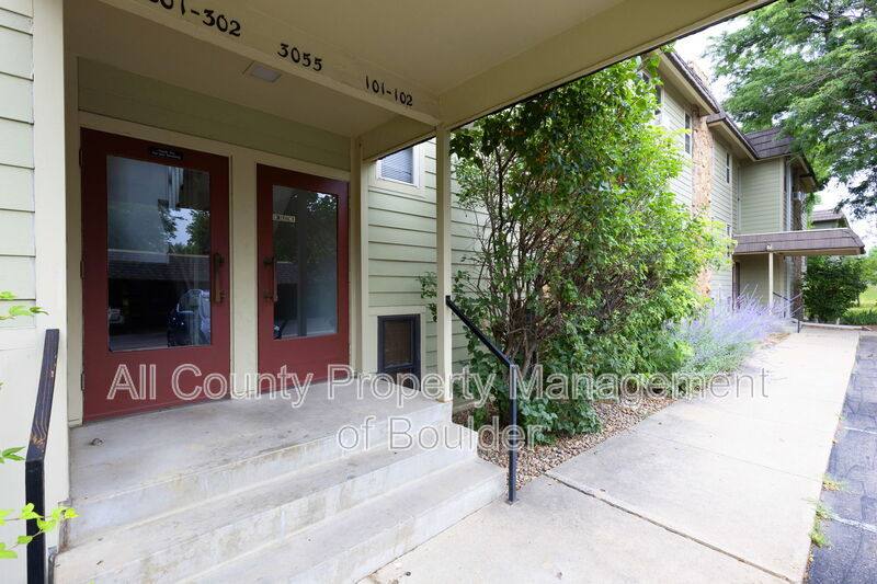 Townhouse for rent at 3055 Corona Trail #102, Boulder, CO 80301