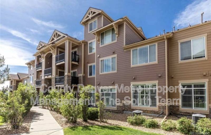 Townhouse for rent at 10061 W Victoria Place #301, Littleton, CO 80127
