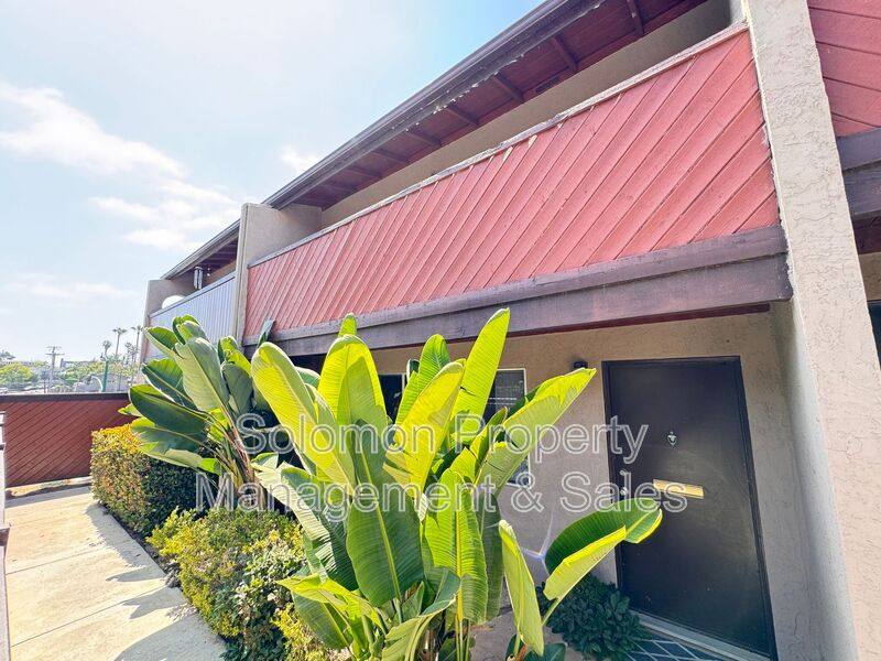 Townhouse for rent at 1021 N Vulcan Ave #15, Encinitas, CA 92024