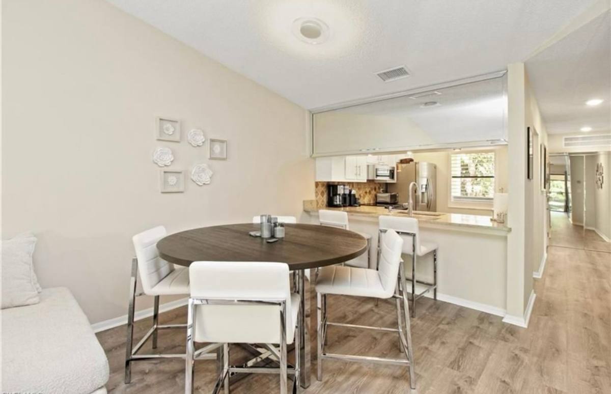 Condo for rent at 9285 Lake Park Dr, Fort Myers, FL 33919