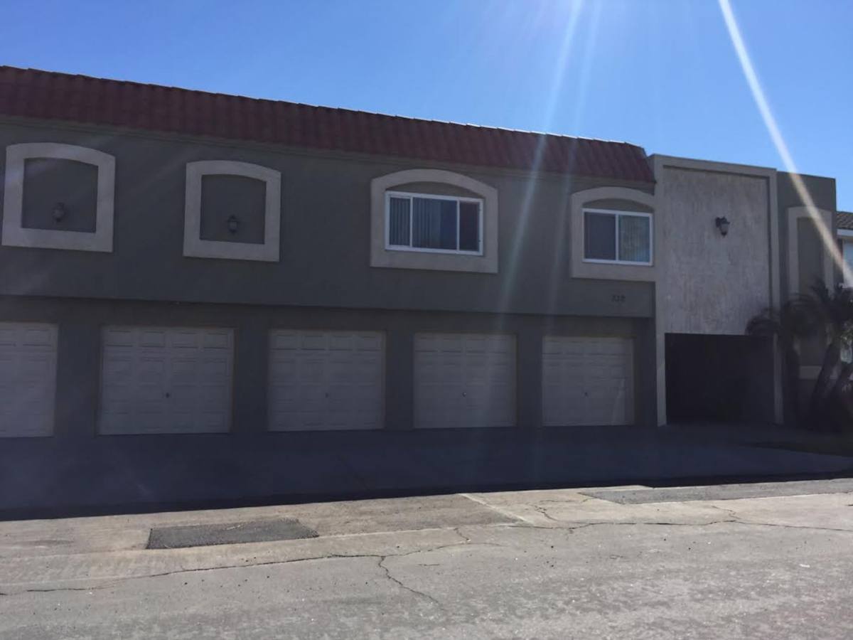 Apartment for rent at 312 10th St, Huntington Beach, CA 92648