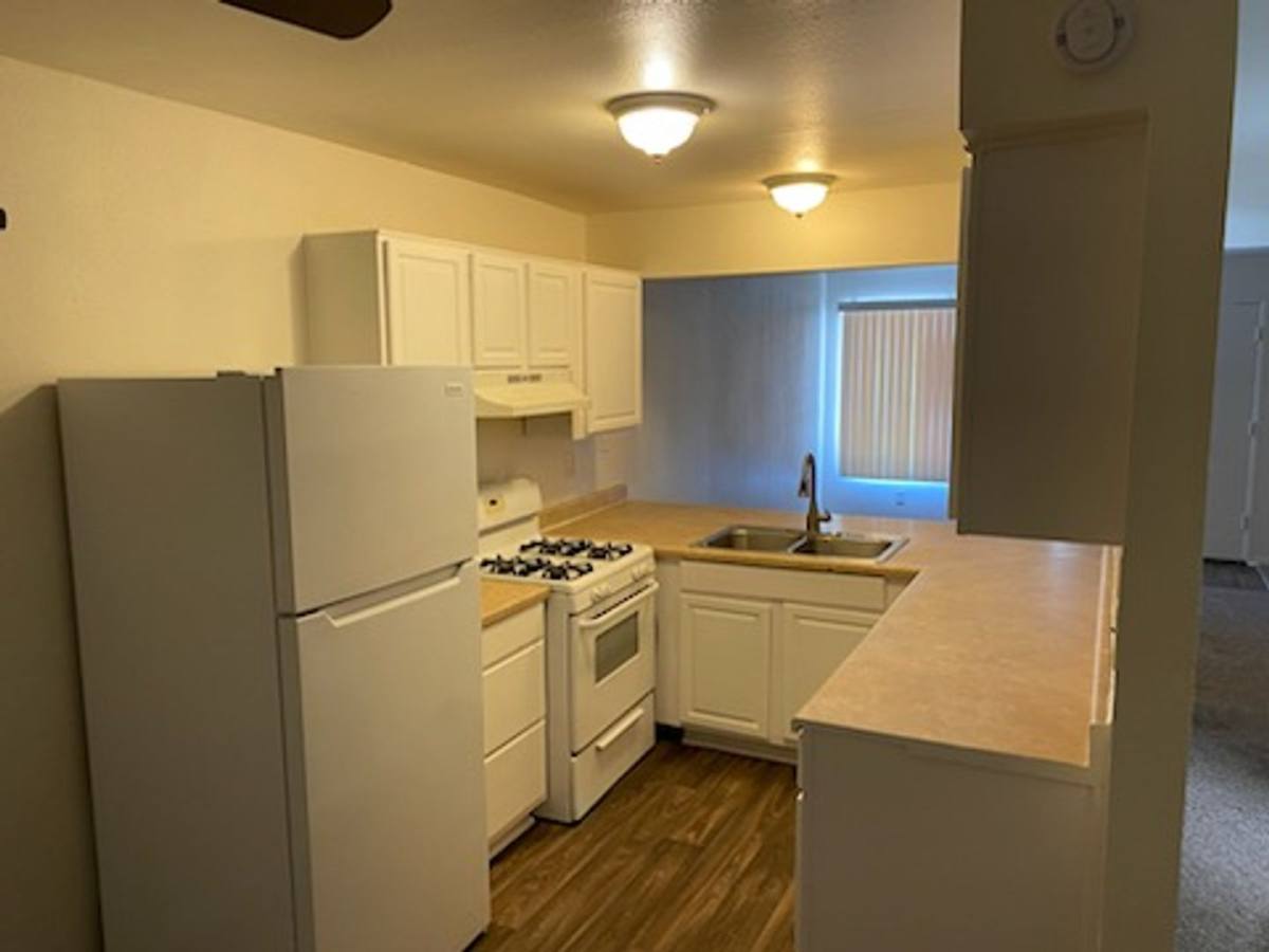 Townhouse for rent at 9146-9160 Kenwood Dr, Spring Valley, CA 91977