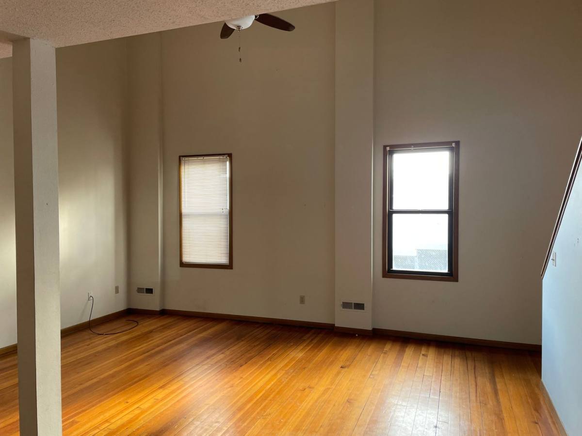 Apartment for rent at 401-405 Division St, Northfield, MN 55057