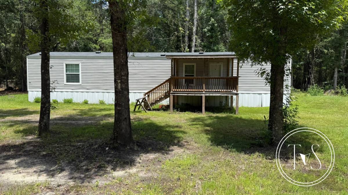 House for rent at 100 Hodges Rd, Hinesville, GA 31313
