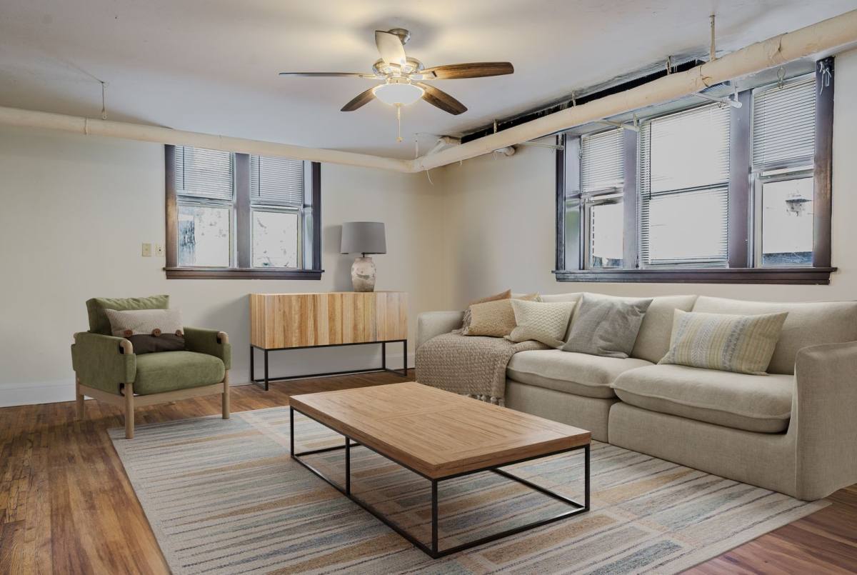Apartment for rent at 1435 W 31st St, Minneapolis, MN 55408
