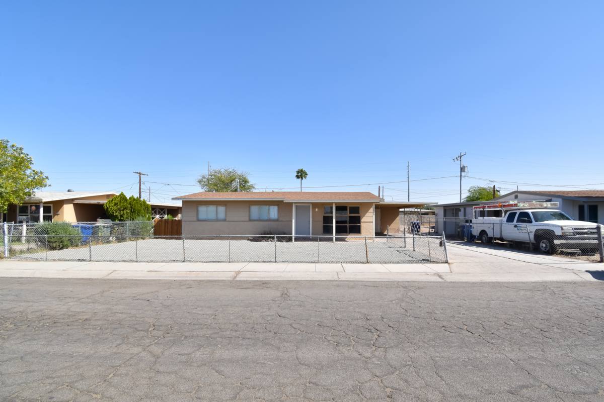House for rent at 2016 E 24th Place, Yuma, AZ 85365