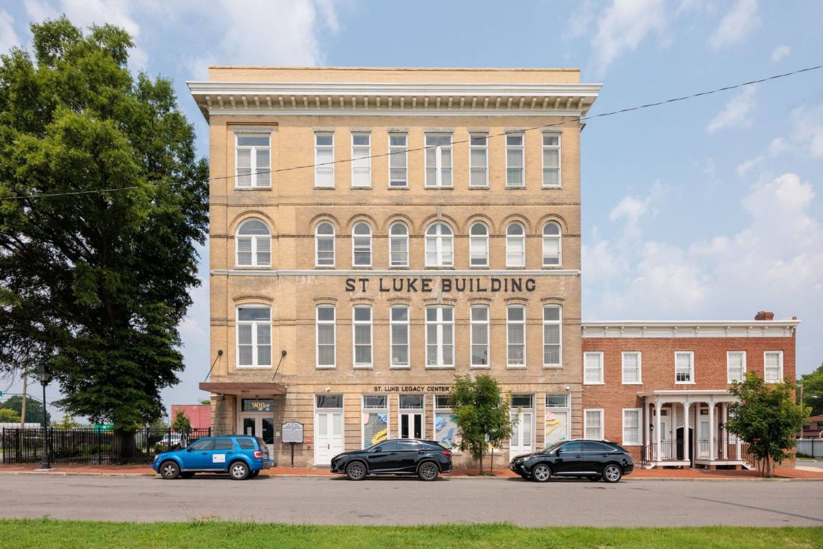 Apartment for rent at 900 St James, Richmond, VA 23220