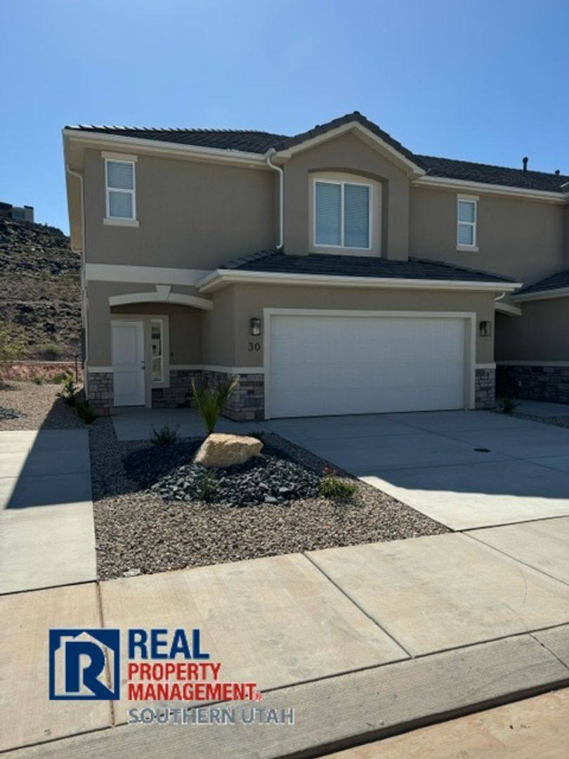 House for rent at 1042 S 1450 E, Saint George, UT 84790