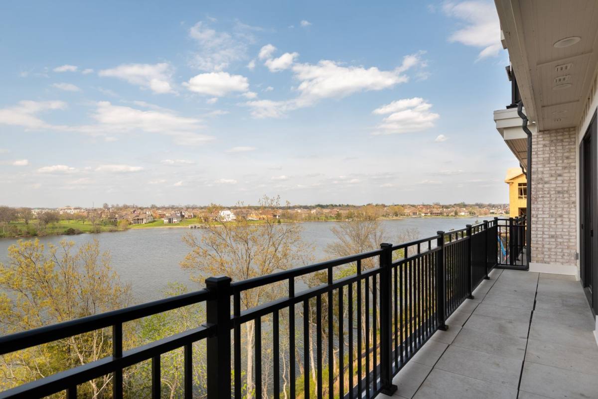 Condo for rent at 1024 Club View Dr #E302, Gallatin, TN 37066