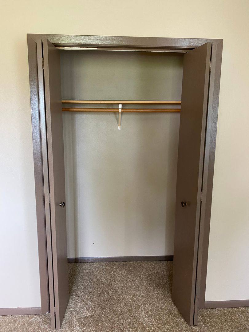 Apartment for rent at 205 1st St NE, New Albin, IA 52160