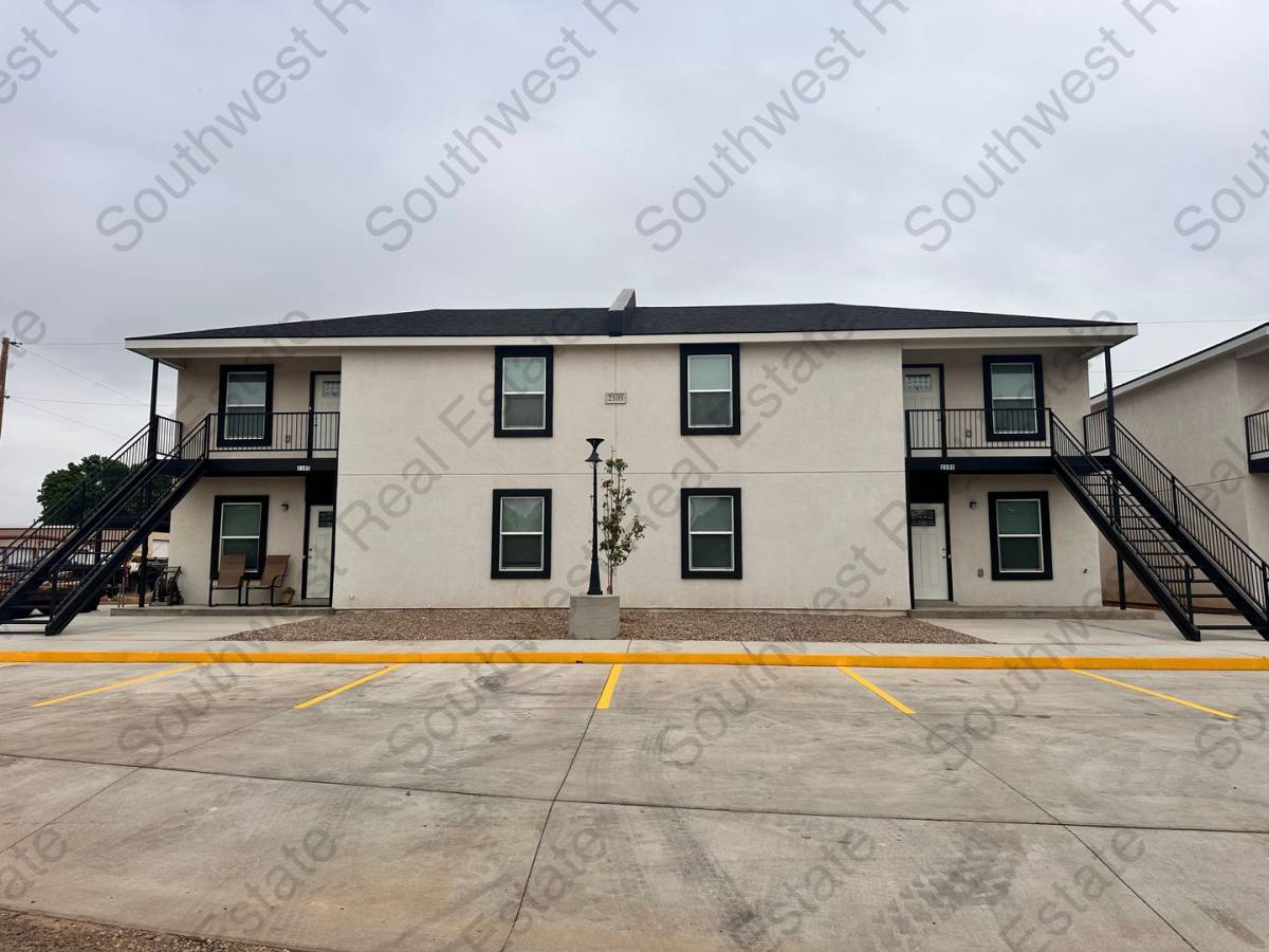 Apartment for rent at 2105 Bobwhite, Clovis, NM 88101