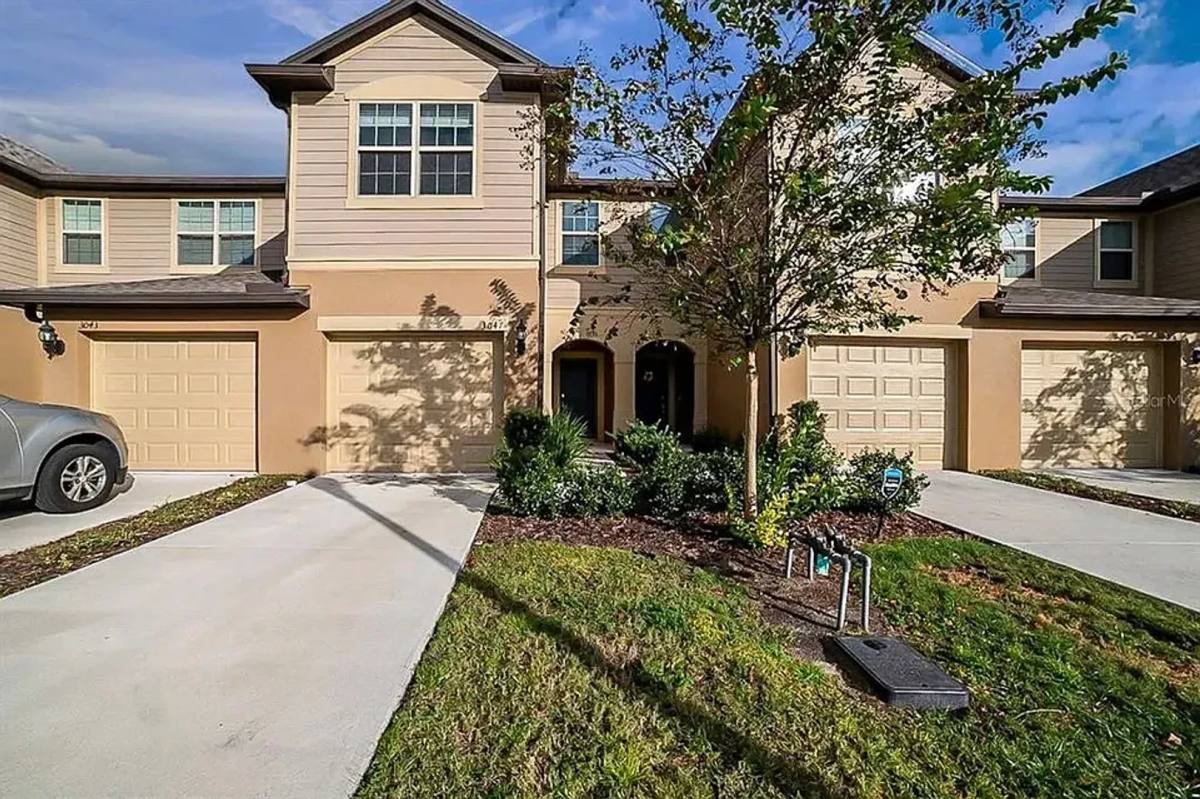 Townhouse for rent at 3047 Alessa Loop, Apopka, FL 32703
