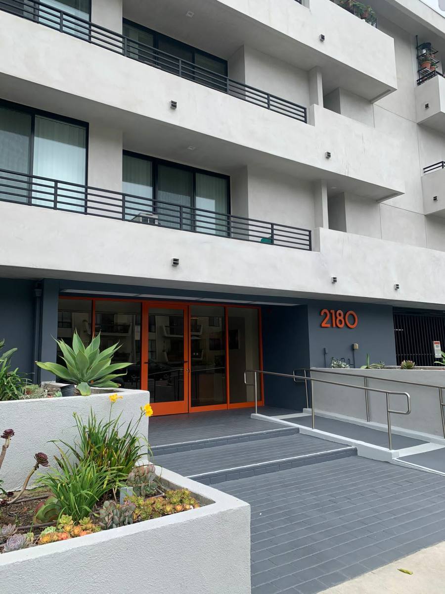 Apartment for rent at 2160 S Beverly Glen Blvd #351, Los Angeles, CA 90025