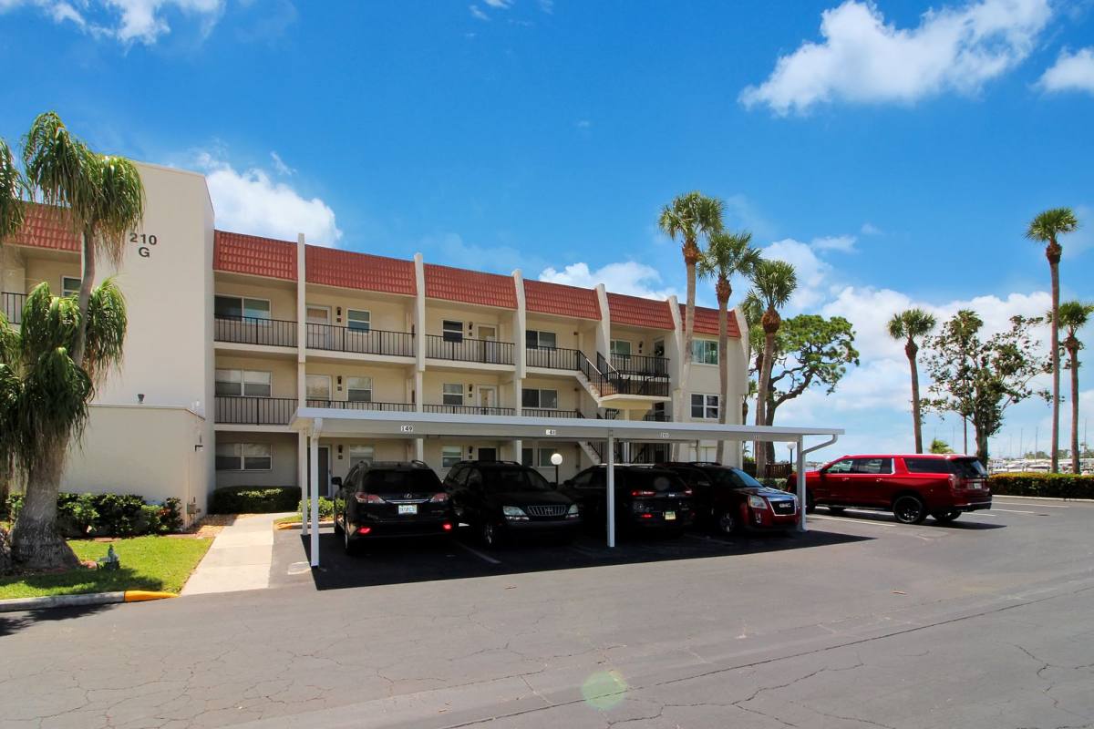 Condo for rent at 210 Santa Maria St, Nokomis, FL 34275