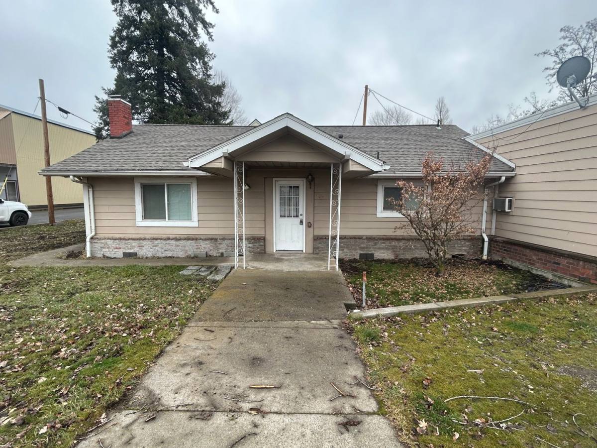 Apartment for rent at 700-704 S Columbus Ave, Goldendale, WA 98620