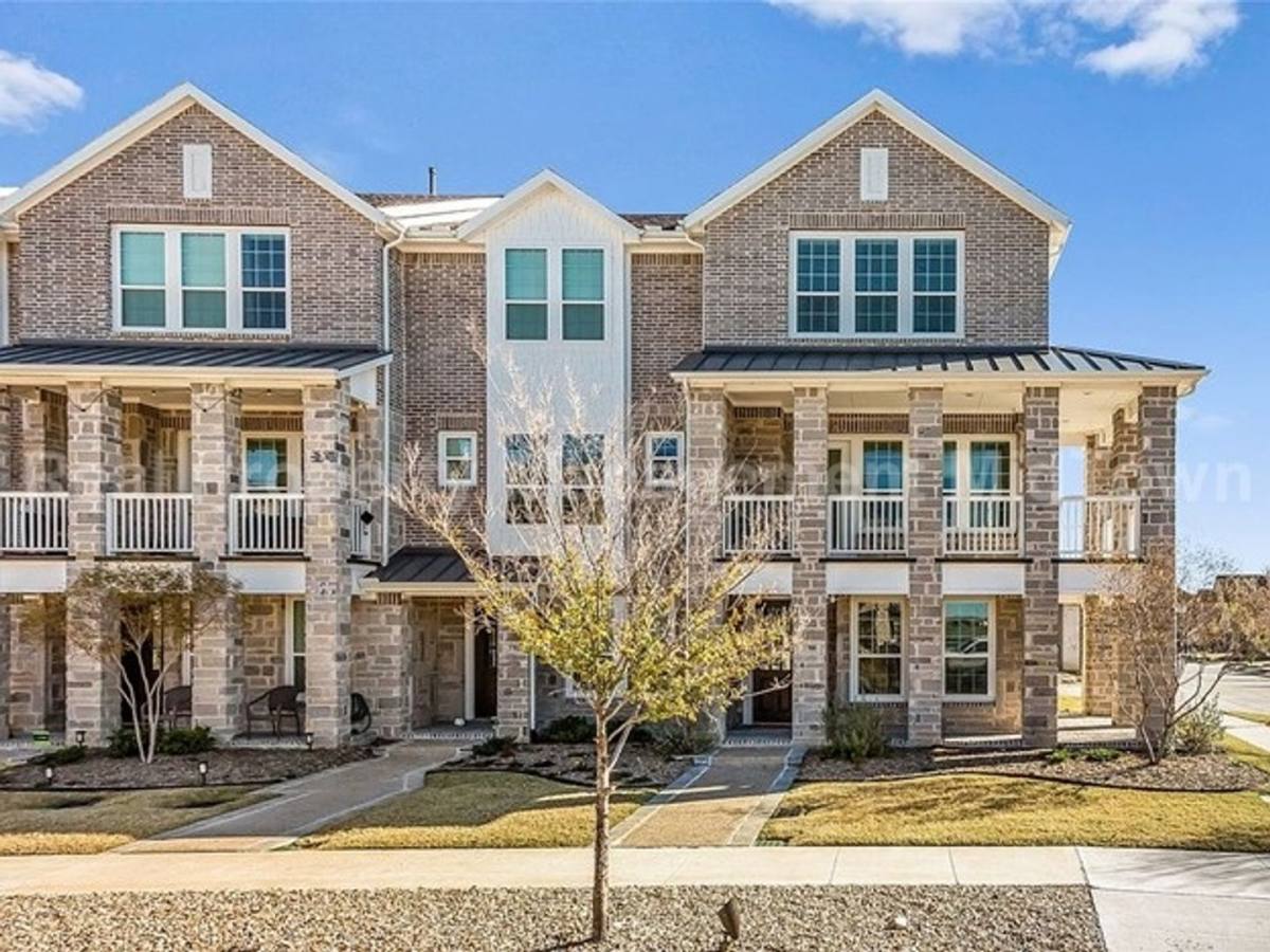 Townhouse for rent at 3700 Pelican Rest Way, Arlington, TX 76005