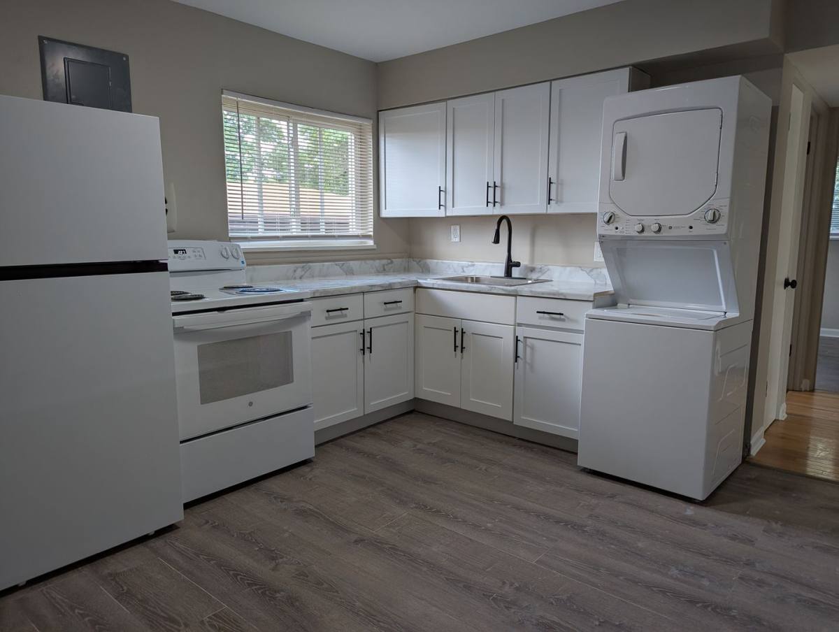 Apartment for rent at 6012-58 Madison Ave, Saint Louis, MO 63134
