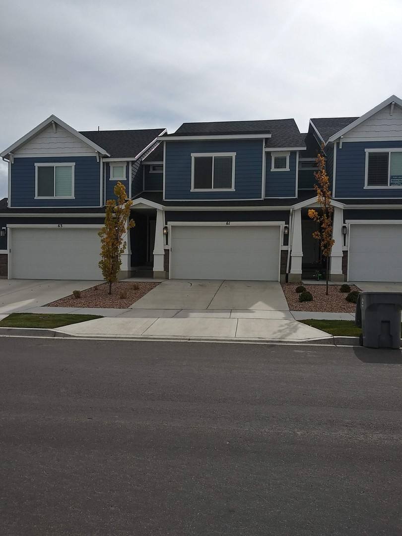 Townhouse for rent at 61 E Bluegrass Row, Saratoga Springs, UT 84045
