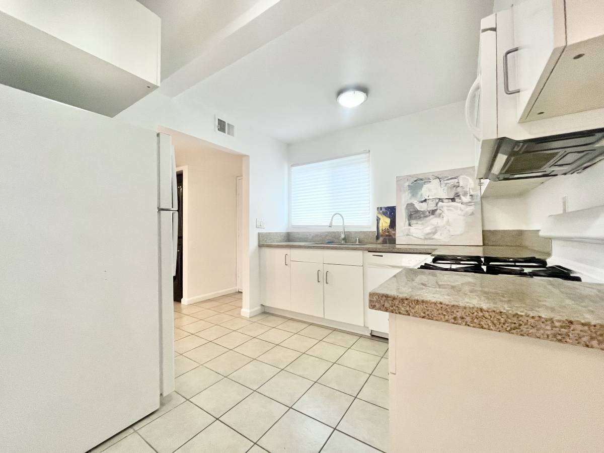 Townhouse for rent at 4401 Kraft Ave #5, North Hollywood, CA 91602