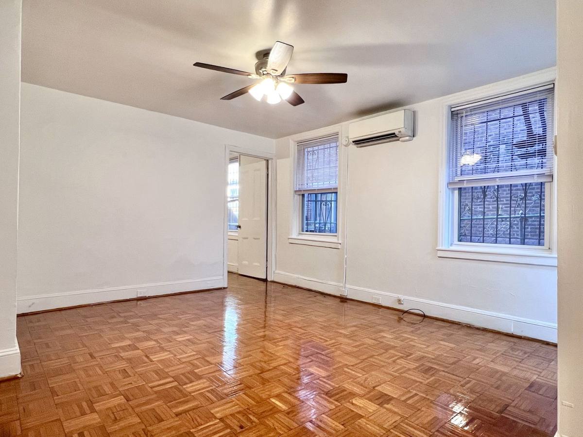 Apartment for rent at 1020 Clinton St, Philadelphia, PA 19107