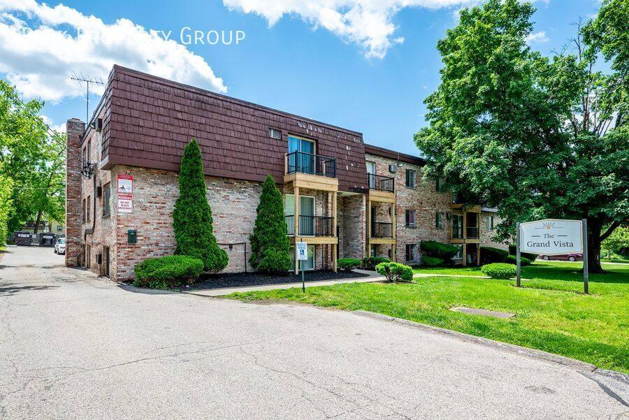 Apartment for rent at 6300 Montgomery Rd #27, Cincinnati, OH 45213