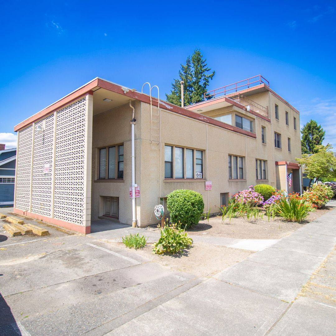 Apartment for rent at 901 W Main, Puyallup, WA 98371