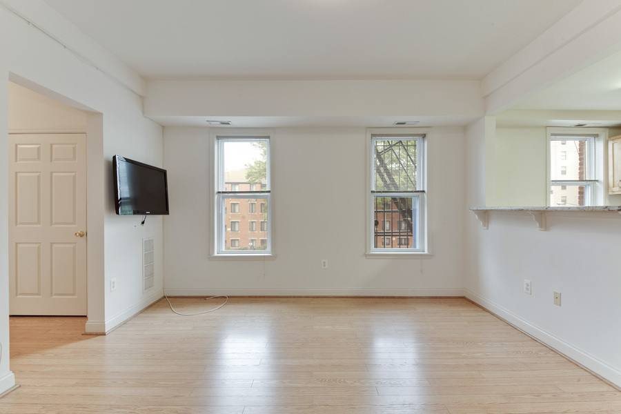 Apartment for rent at 1340 Fairmont St NW #21, Washington, DC 20009