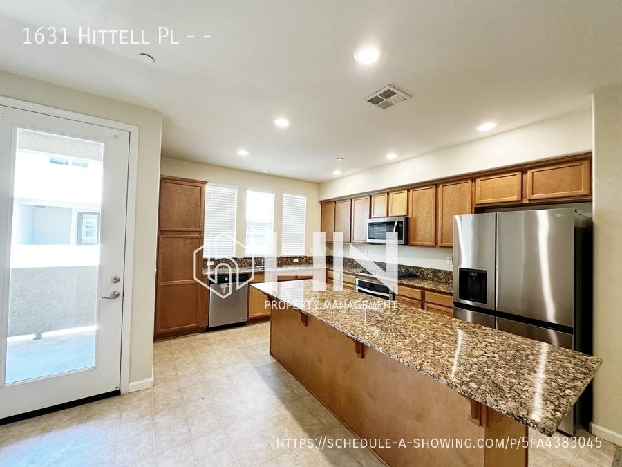 Townhouse for rent at 1631 Hittell Place, San Jose, CA 95131