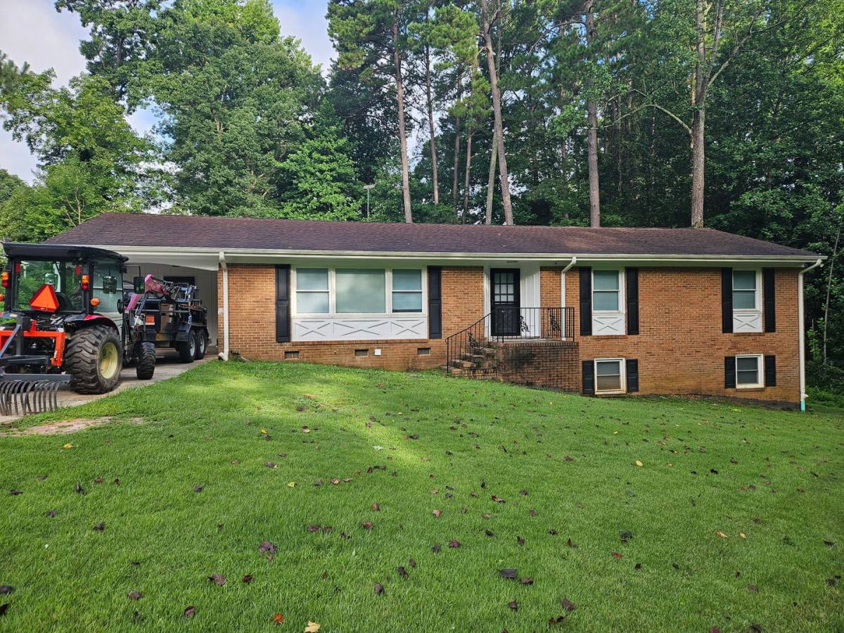 House for rent at 2111 Sutphin Ave, Sanford, NC 27330