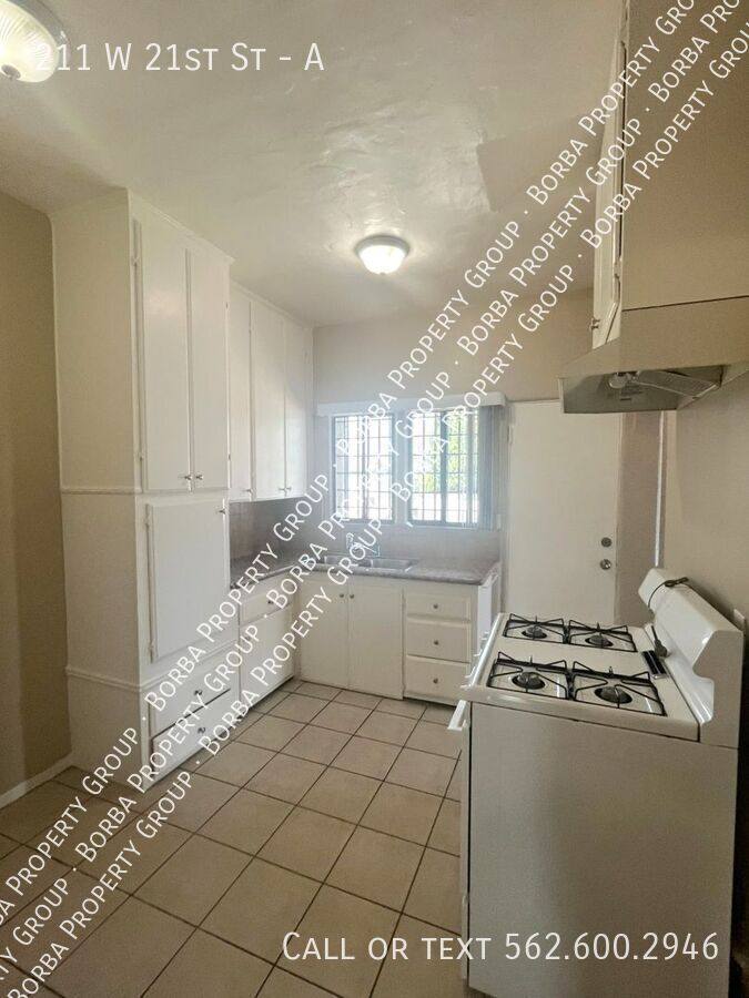 Apartment for rent at 211 W 21st St #A, Long Beach, CA 90806