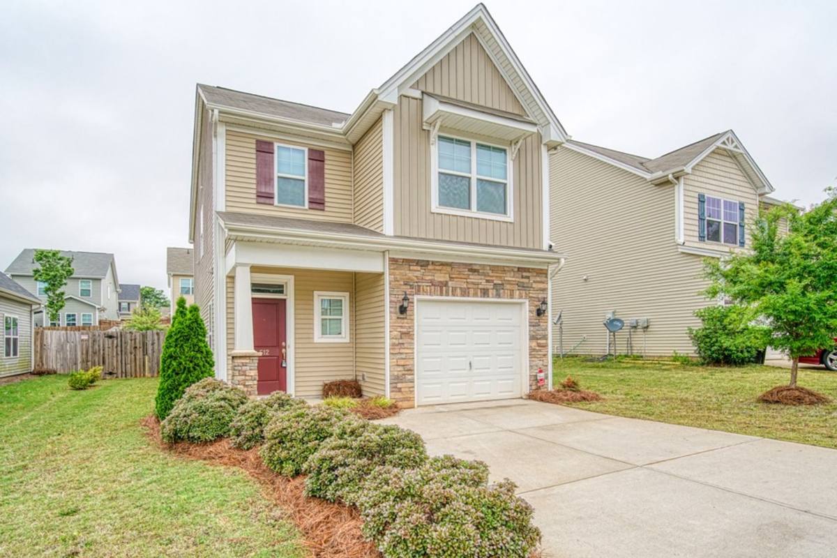 House for rent at 512 Bailey Elizabeth Way, Inman, SC 29349