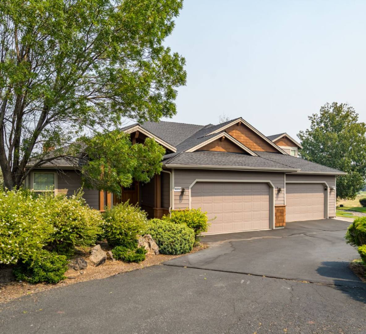 House for rent at 8464 Forest Ridge Loop, Redmond, OR 97756