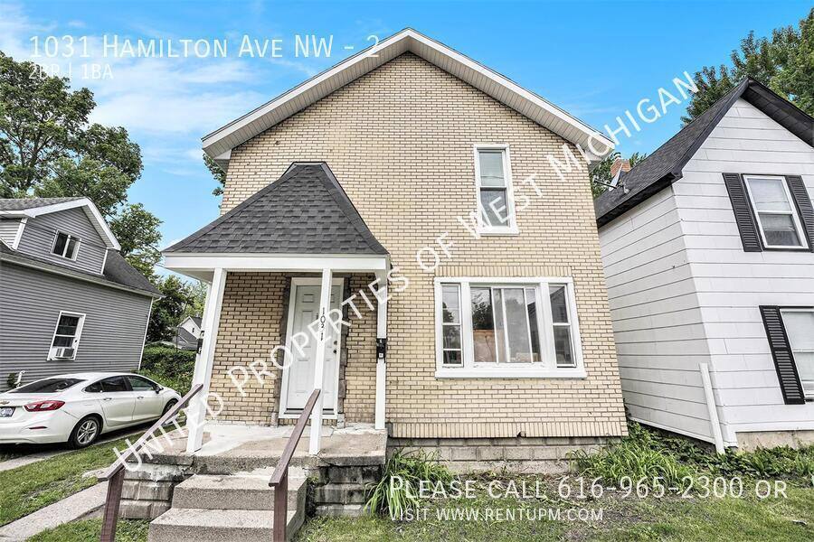 Apartment for rent at 1031 Hamilton Ave NW #2, Grand Rapids, MI 49504
