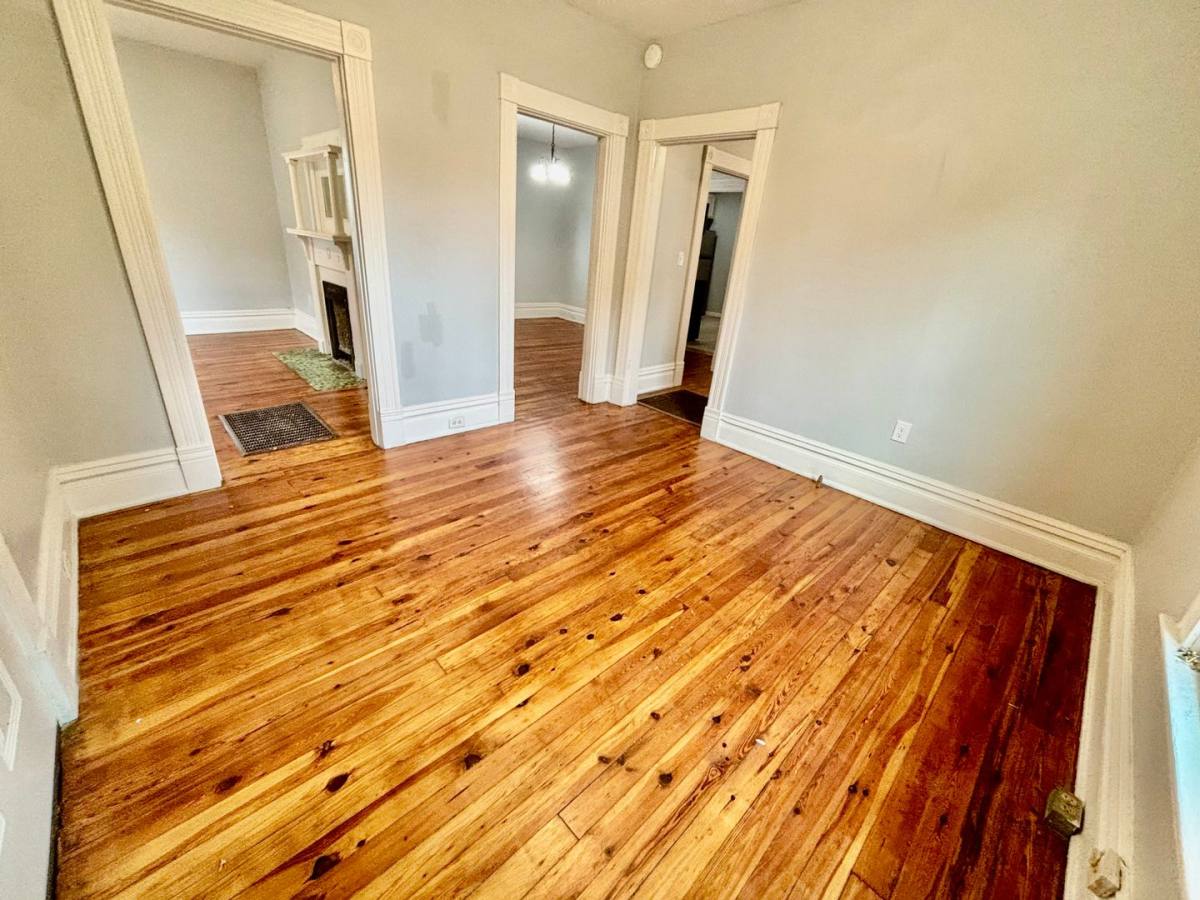 House for rent at 712 Vine St, Paris, KY 40361