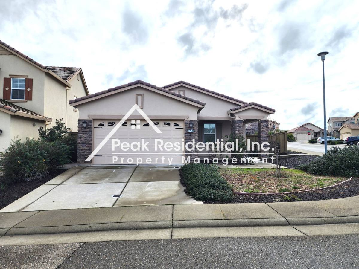 House for rent at 2243 Lariat Lane, Folsom, CA 95630