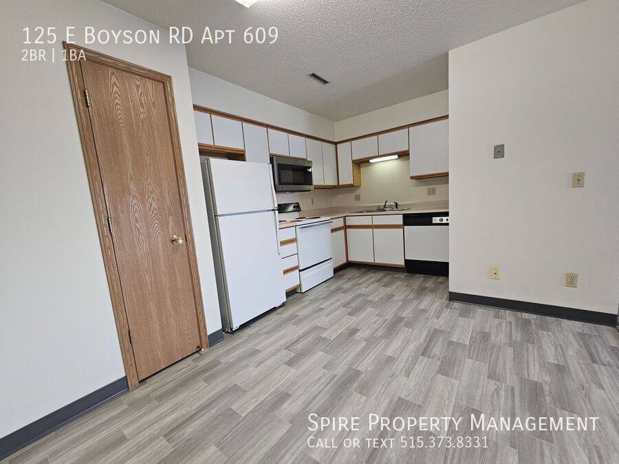 Apartment for rent at 125 E Boyson Rd #609, Hiawatha, IA 52233