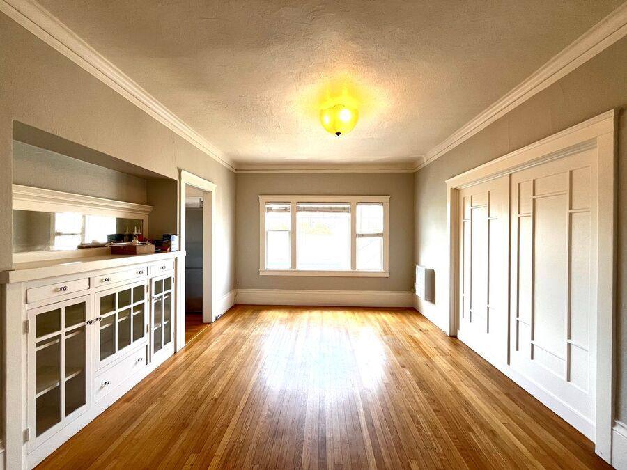 Apartment for rent at 333 Park View Terrace #12, Oakland, CA 94610
